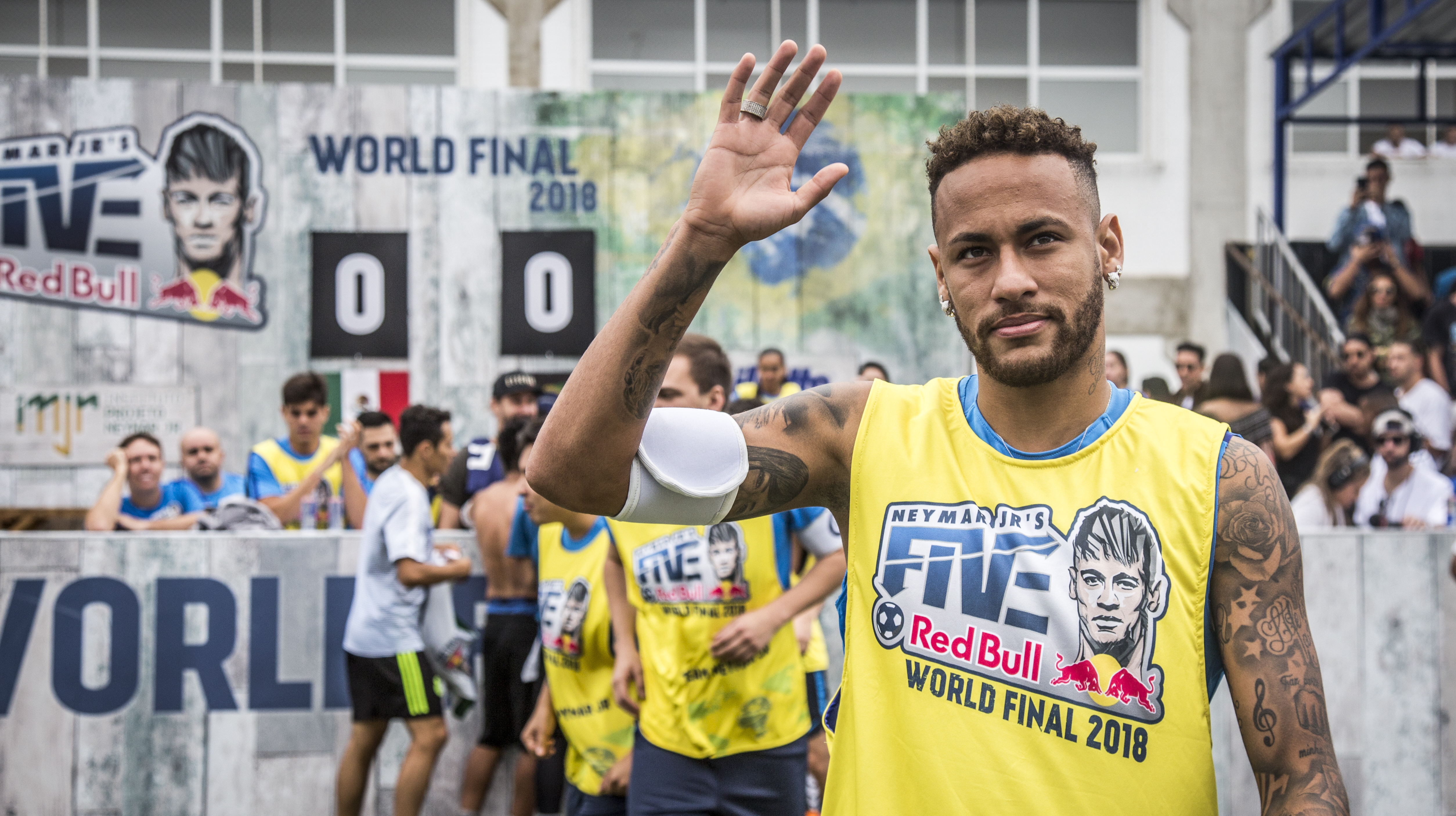 Ap 1wbq8z6jn2111 hires jpeg 24bit rgb