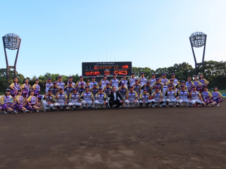 Thumb line album 221108 6 0