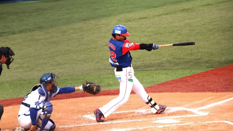 Thumb e794bae794b0e99abce4b999e382abe38390e383bc