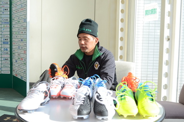 Thumb                    057