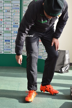 Thumb                    025