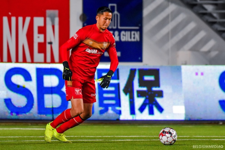 Thumb e382b7e383a5e3839fe38383e38388