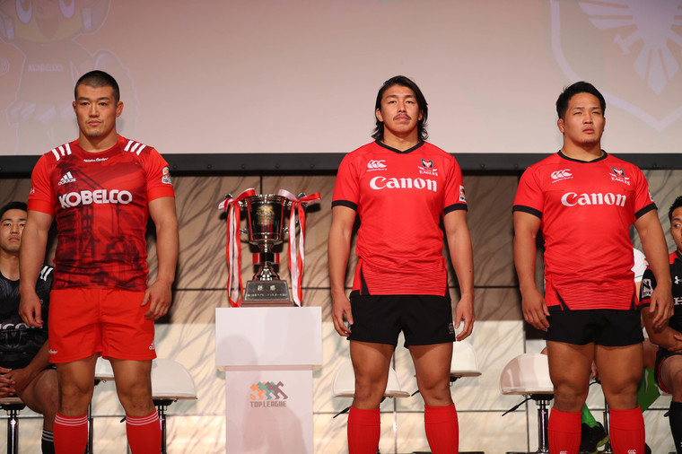 Thumb e5898de5b79de99098e5b9b3 e7a59ee688b8e8a3bde98bbc  e5baade4ba95e7a590e8bc94 e5b68be794b0e79bb4e4baba e382ade383a4e3838ee383b3 