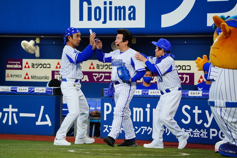 Thumb e38380e38381e383a7e382a6e580b6e6a5bde983a801